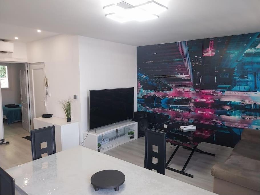 Appartement Sandonato Clermont-l'Herault Exterior foto